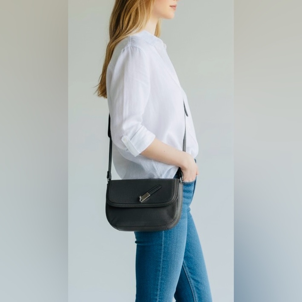 Ralph Lauren  Elegant Gray Leather Crossbody Bag